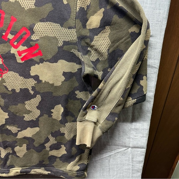 Champion Camo Mesh Inset Sweatshirt XL Red Logo Dog Drawstring Hem VTG - Picture 7 of 11